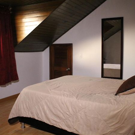 Hospedaje Sary House بوغوتا المظهر الخارجي الصورة
